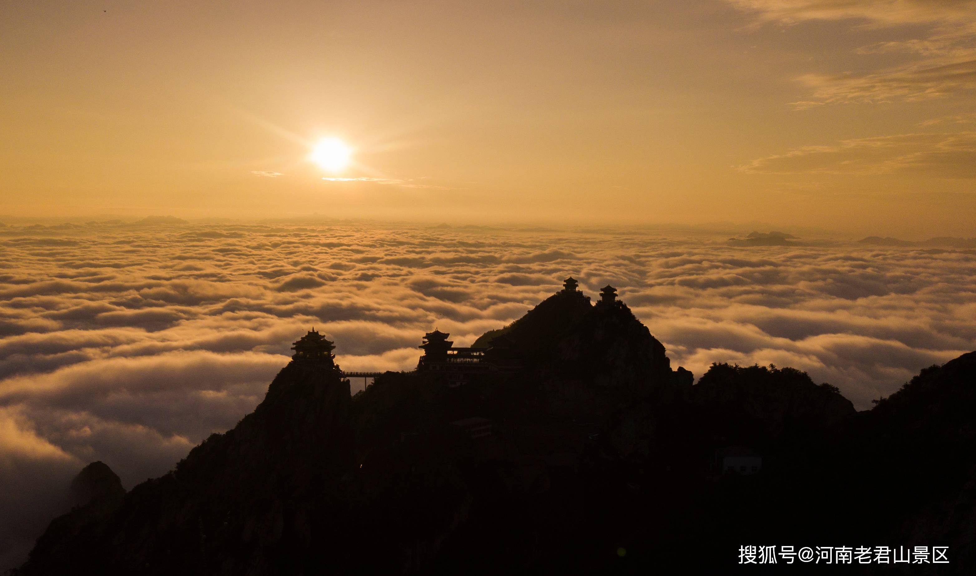 云雾飘渺怎么念_云雾意思飘渺什么意思_云雾飘渺的意思