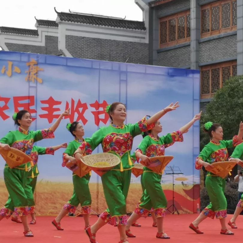 日歌农场在哪_农场歌曲英文_农场歌曲