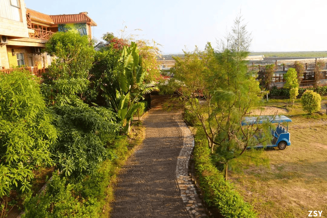 远离城市喧嚣，享受大自然的宁静和美好——丽丽的乡村度假之旅