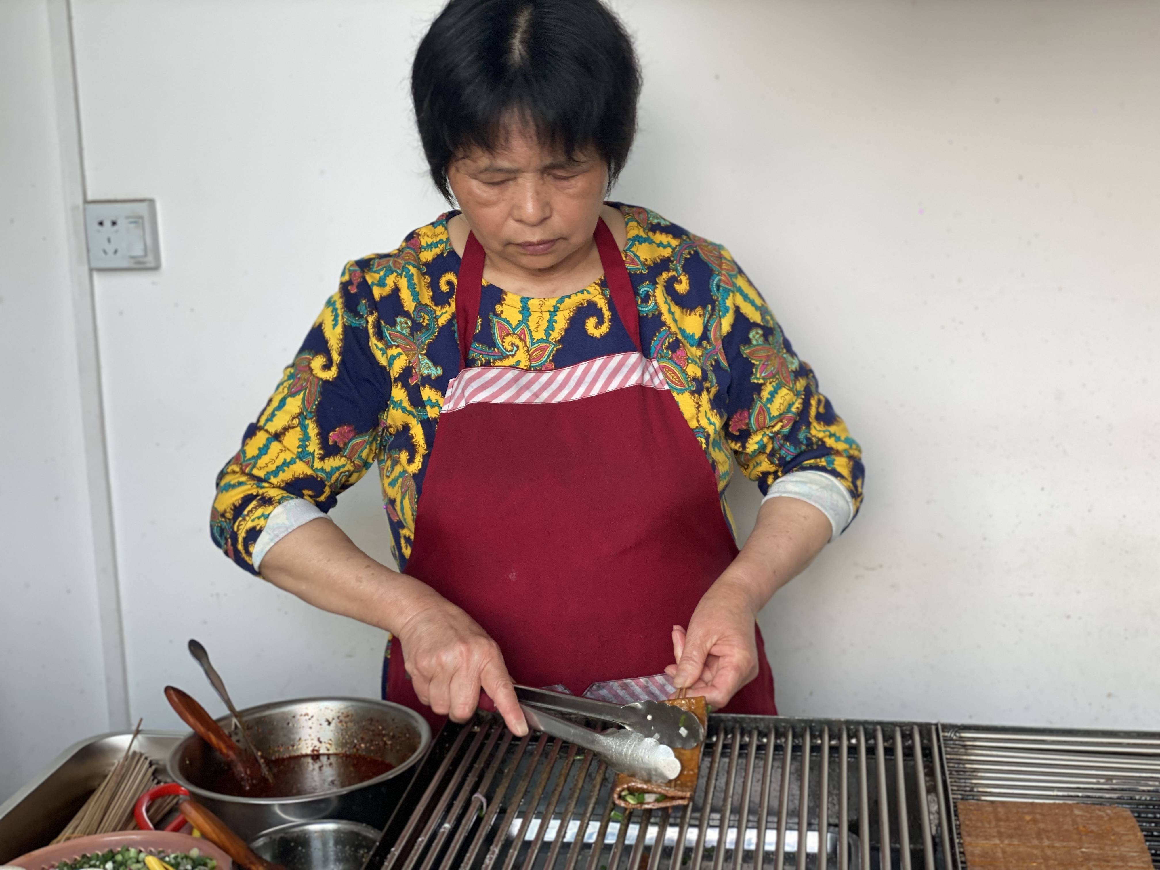 焦糖色素的生产方法有四种_色素工艺焦糖生产厂家_焦糖色素生产工艺