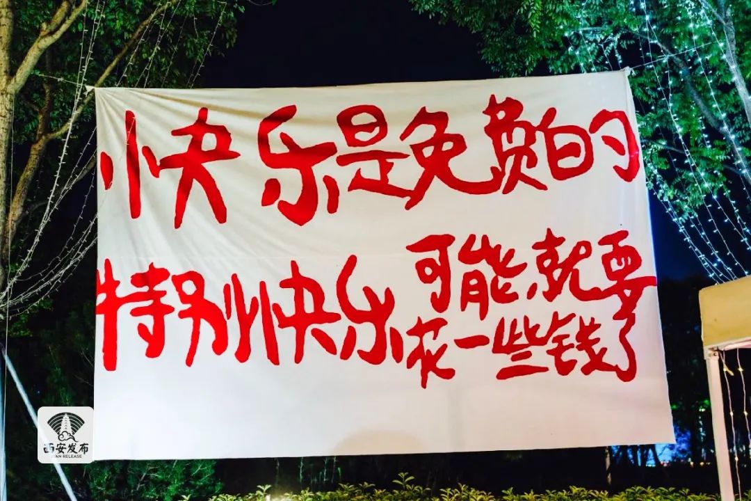 炸弹牛_炸弹牛_炸弹牛