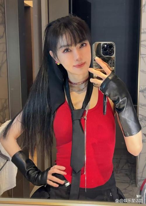 谢金燕感情生活揭秘：为何至今单身？她的演艺事业与绯闻全解析