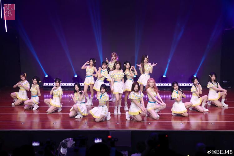 akb48成员照片_akb48成员照片_凹凸电波成员照片