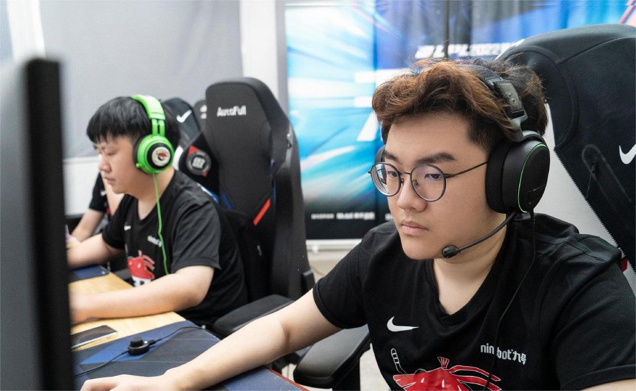 S3总决赛OMG战队：无畏黑马在国际赛场留下浓墨重彩印记