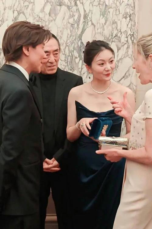 陈光标的老婆_陈光标的婚姻_陈光标的车