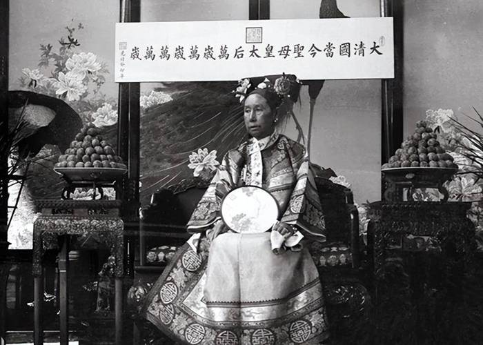 慈禧太后秘史_太后慈禧秘史在线播放_太后慈禧秘史视频