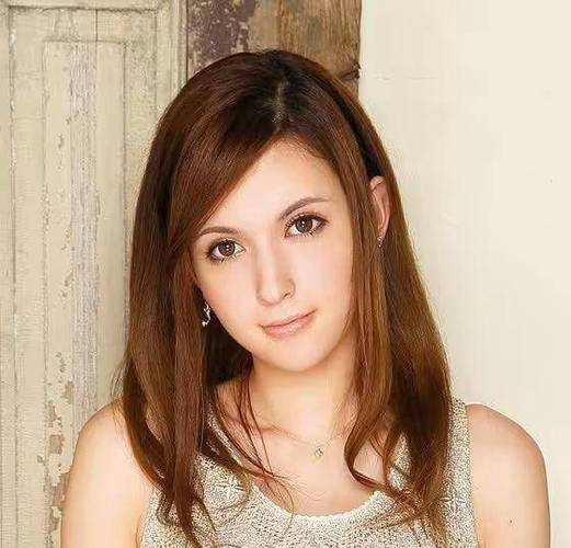 泷泽萝拉哒原文_泽泷萝拉白妖精_泷泽萝拉 比思