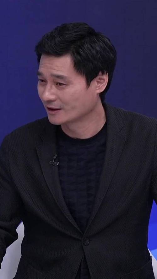 中国足球界声名显赫的李毅大帝，为何会引发诸多争议？