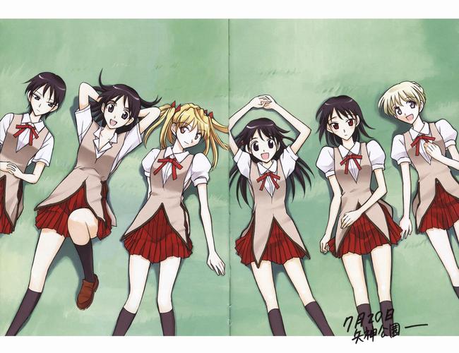 喧嚣学院：色彩斑斓的校园画卷，搞笑又温情的故事盛宴