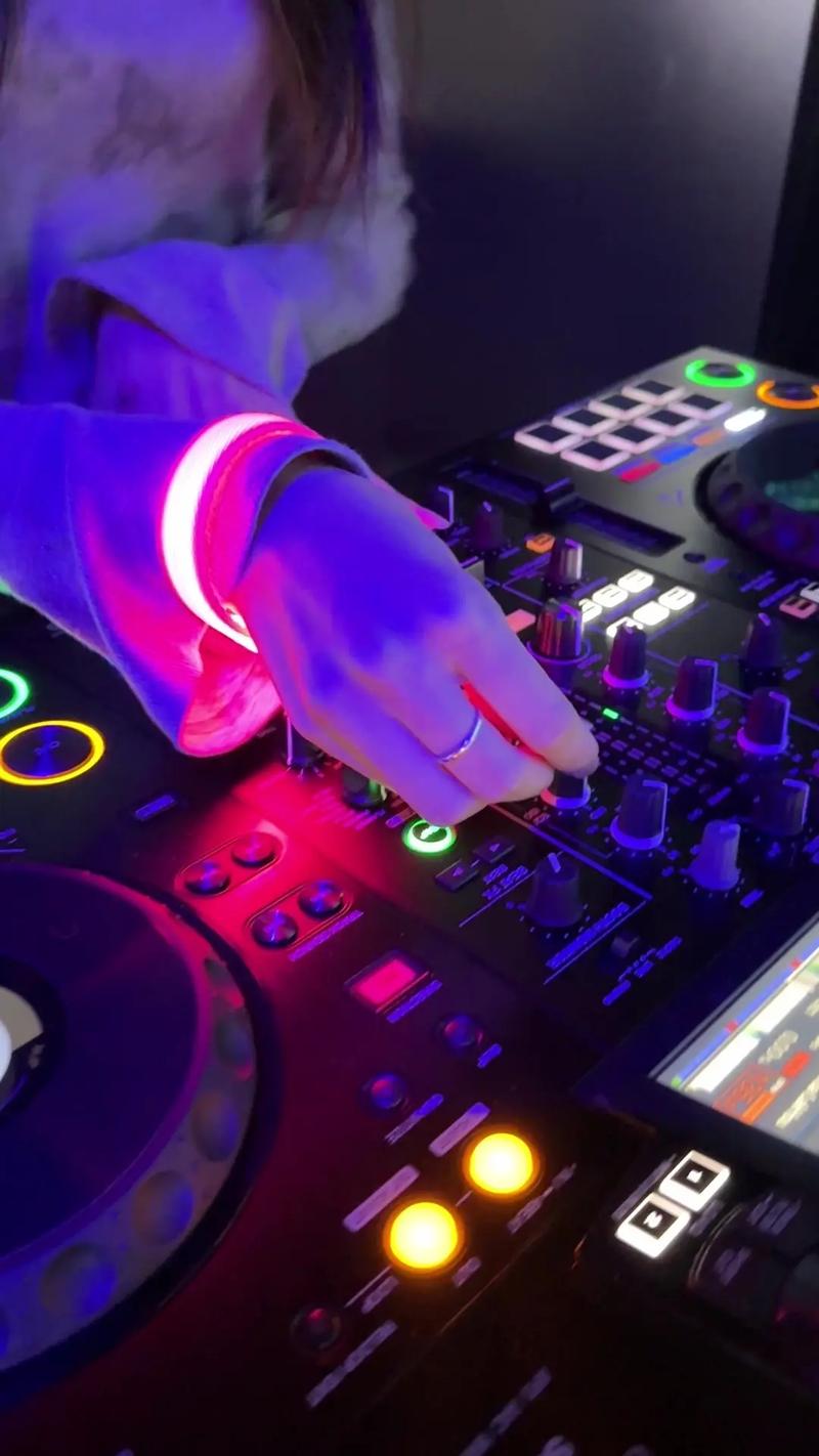 传奇战歌dj_传奇战歌dj完整版_传奇战歌dj舞曲