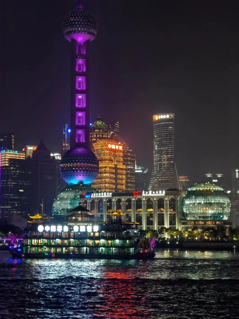 夜上海txt：领略旧上海纸醉金迷夜生活与黑帮传奇