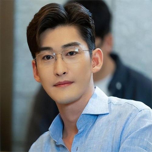 张翰：从底层艰难求生到成名后持续努力，演绎别样人生