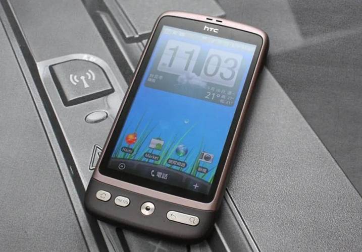 htc g14 双4 HTC G14双4：外形简洁手感佳，性能优越超流畅