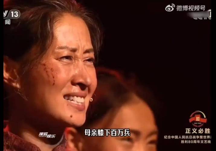 2013年东方卫视跨年晚会：视听盛宴，温馨环节引发情感共鸣
