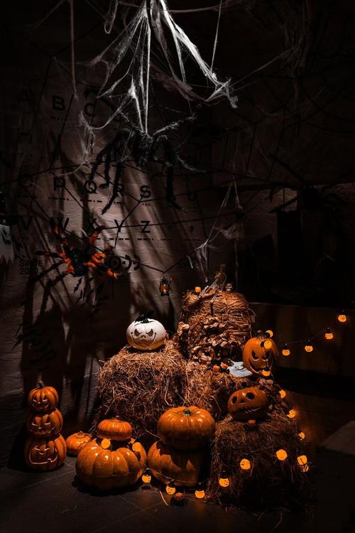 万圣南瓜妖在哪_万圣南瓜头恐怖图片_万圣节南瓜怪