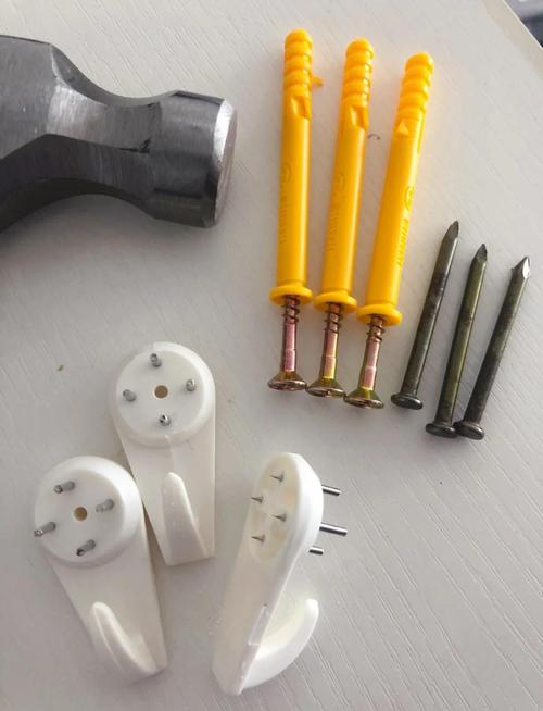 dingzi 钉子：连接与固定，不可或缺的支撑力量！如何挑选专业钉子？