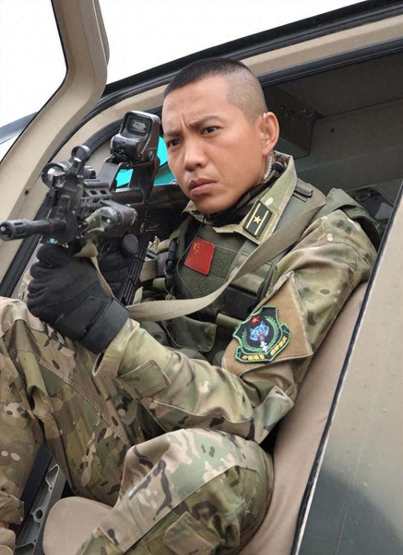 我是特种兵演员表_特种兵表演员是干什么的_特种兵表演员是干嘛的