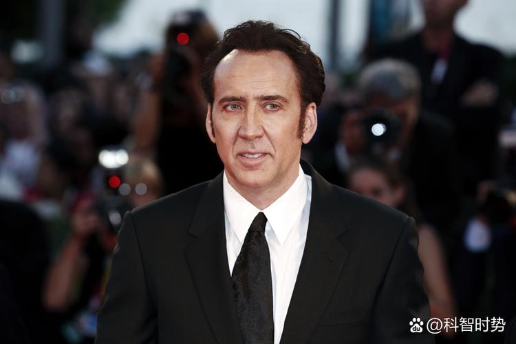 尼古拉斯·凯奇：从巅峰到低谷，明星命运与娱乐产业的深度反思