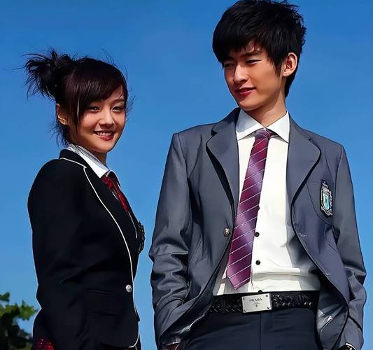 当年张翰郑爽在快乐大本营互动，为何总被放大解读？