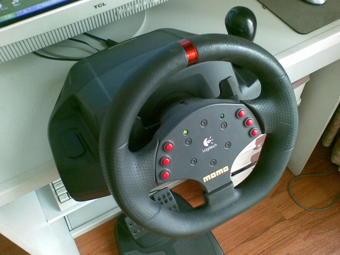 罗技新出的方向盘_罗技momo方向盘_罗技方向盘怎么启动