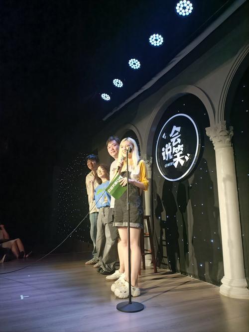 对LiveX生活秀这类活动，让生活变表演你怎么看？来聊聊