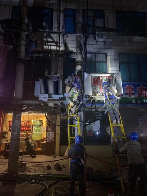 火线神兵_火线战神_穿越火线之火线神兵