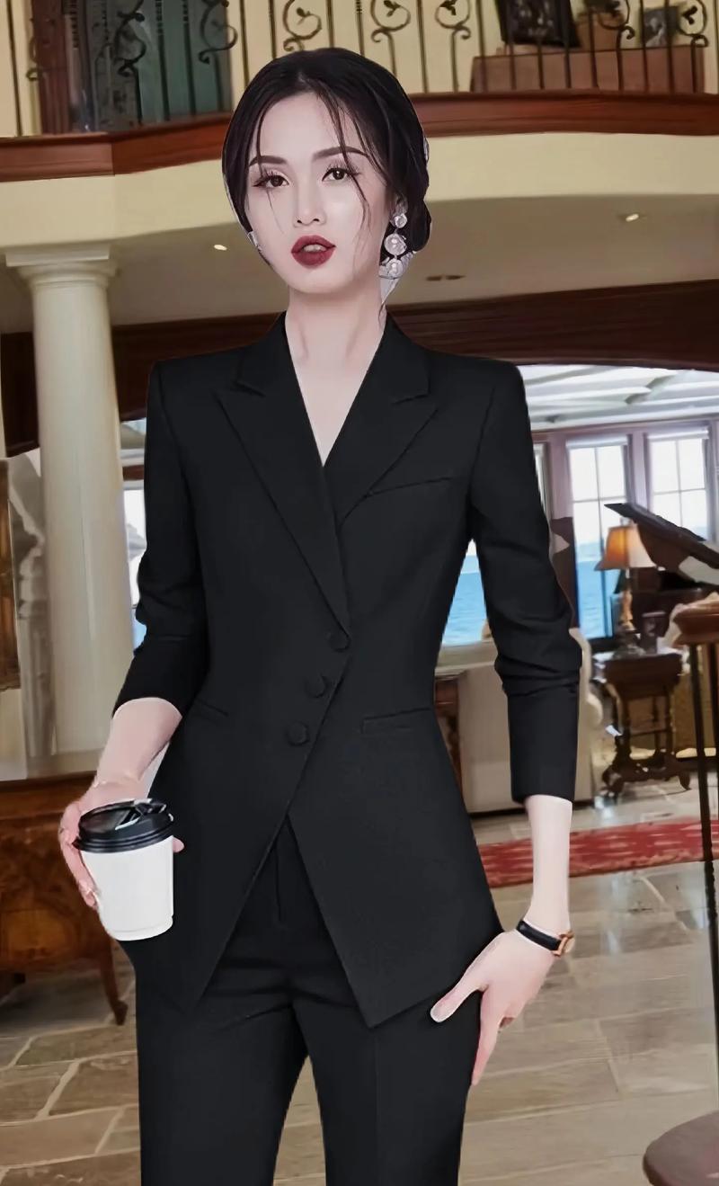 maxmazo MAX&Co.轻奢女装推荐：时髦通勤装，年轻白领最爱