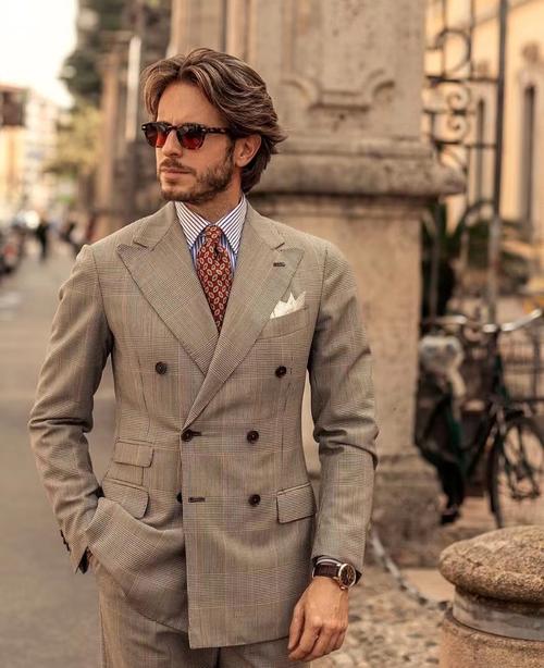 典礼皮背心怎么搭配？美式复古或绅装风格选择指南