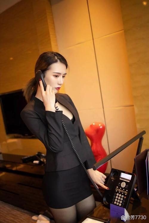 刘思言够大_刘思言大胸_刘思瑶nice的大胸