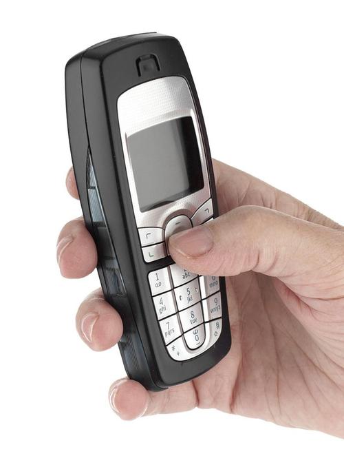 诺基亚3230智能手机怎么样？经典老款手机回顾与用户回忆