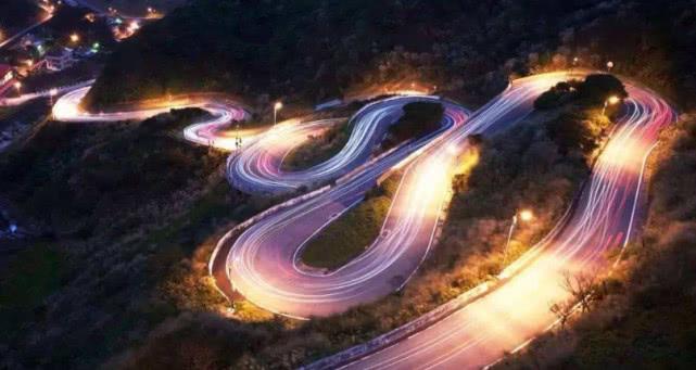 端游qq飞车秋名山视频教学_qq飞车秋名山最快跑法_qq飞车秋名山跑法