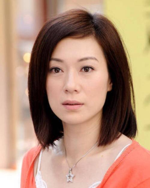 单亲妈妈扛起生活重担 她们才是真正的燕尾服女主角