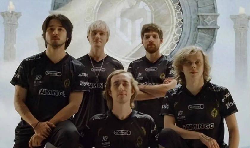 g联赛皇德耀世vs皇族_皇德耀世成员照片_g联赛皇德耀世