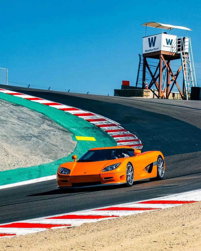 科尼赛格ccr_尼柯赛格跑车多少钱_柯尼赛格ccr