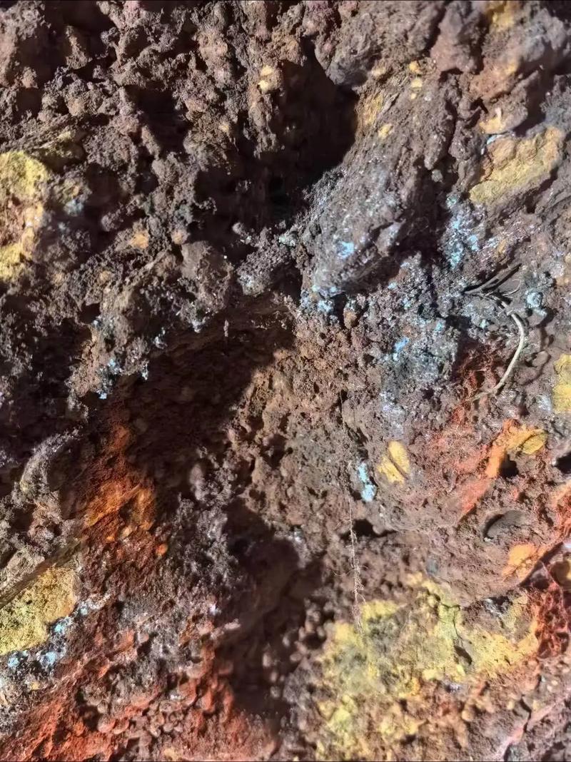 锡矿_锡矿图片_锡矿石价格多少钱一吨