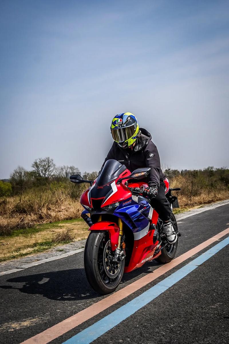 playno1 机车老炮儿回忆杀：playno1论坛见证我们从化油器时代跑到今天