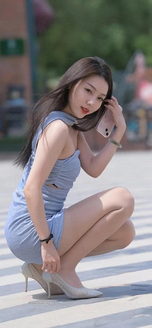 齐b超超短买家秀_齐b超短裙_齐b超短裙露出自慰小说