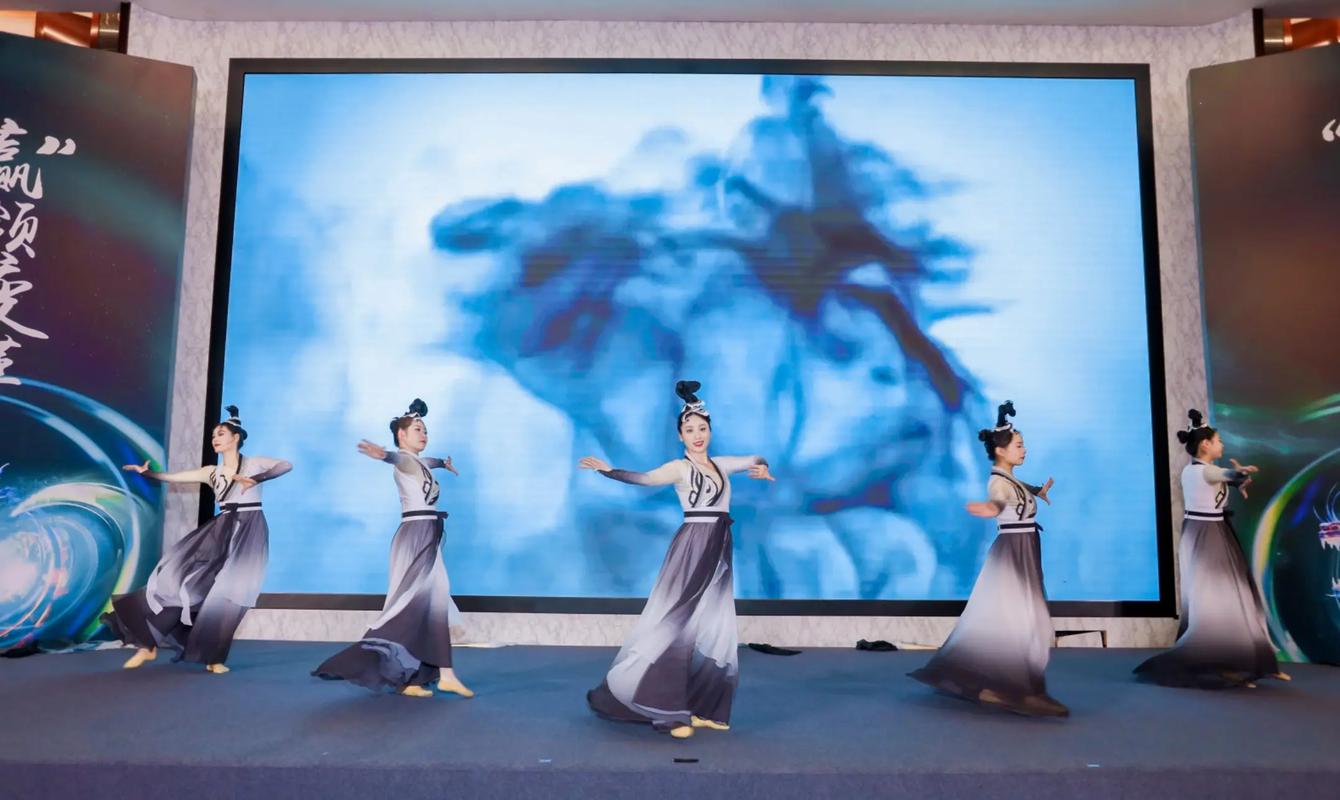 舞型舞秀_舞型舞秀_舞型舞秀